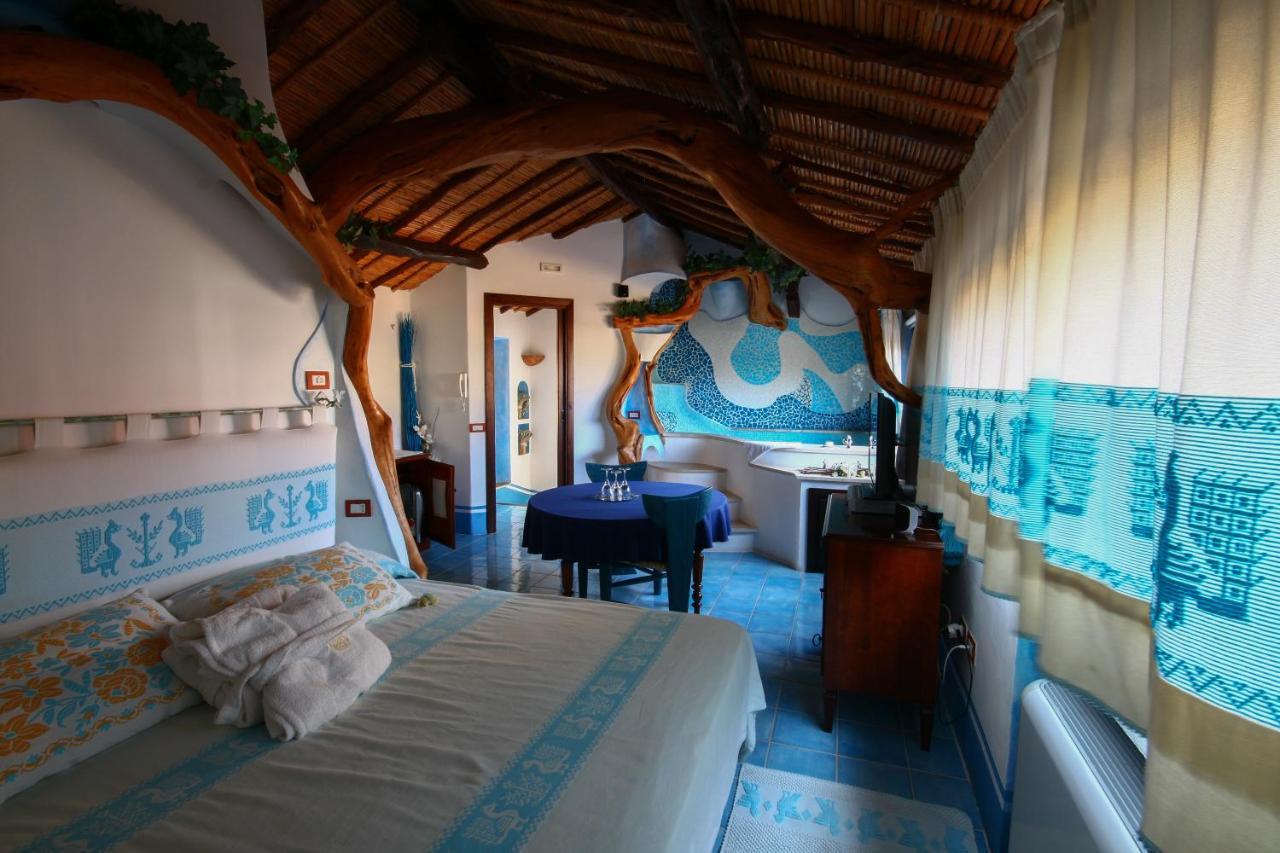 Hotel Anticos Palathos Orosei Eksteriør billede